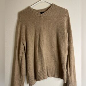 Banana Republic Women’s size L large sweater
